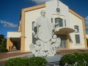 성 호세마리아 에스크리바_photo by Judgefloro_at the Church of Our Lady of Guadalupe in Deca Homes Marilao_Philippines.jpg